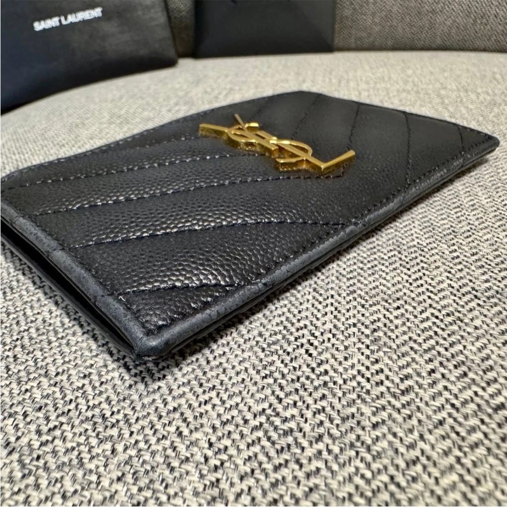 Saint Laurent Quilted Black Card Holder with Gold Logo - Picture 5 of 12